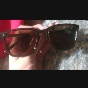 NWOT Women's Dulce & Gabanna Sunglasses